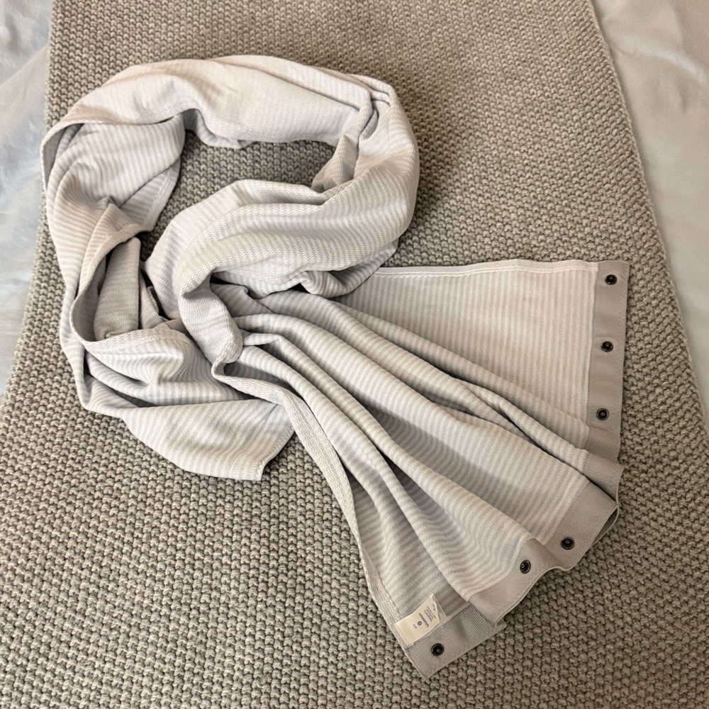 Lululemon scarf/wrap